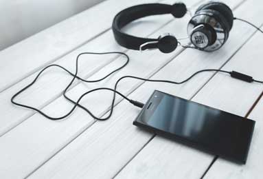 德转身价遭史诗级暴跌！福登狂泄6000万，皇马曼城巨星巨星身价集体“腰斩”